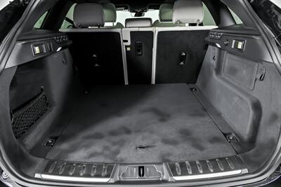 2025 Jaguar F-PACE P400 R-Dynamic S   - Photo 17 - Joliet, IL 60435