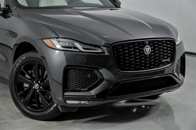 2025 Jaguar F-PACE P400 R-Dynamic S   - Photo 3 - Joliet, IL 60435