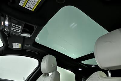 2025 Jaguar F-PACE P400 R-Dynamic S   - Photo 23 - Joliet, IL 60435