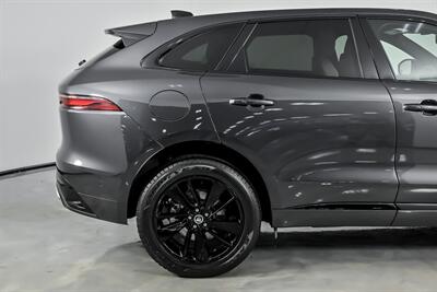 2025 Jaguar F-PACE P400 R-Dynamic S   - Photo 13 - Joliet, IL 60435