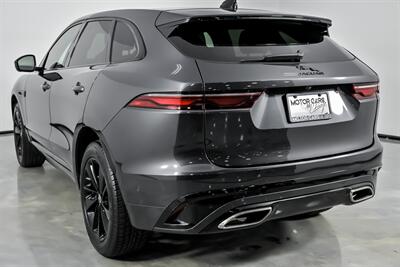 2025 Jaguar F-PACE P400 R-Dynamic S   - Photo 10 - Joliet, IL 60435