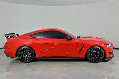 2019 Ford Mustang Shelby GT350   - Photo 14 - Joliet, IL 60435