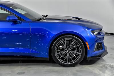 2018 Chevrolet Camaro ZL1   - Photo 15 - Joliet, IL 60435