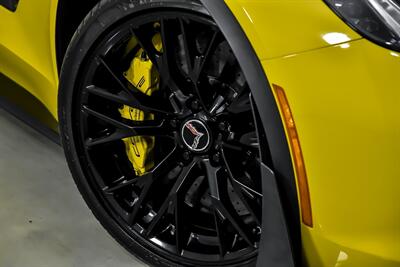 2015 Chevrolet Corvette Z06   - Photo 4 - Joliet, IL 60435