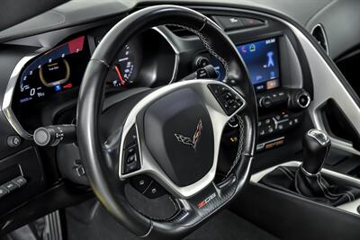 2015 Chevrolet Corvette Z06   - Photo 24 - Joliet, IL 60435