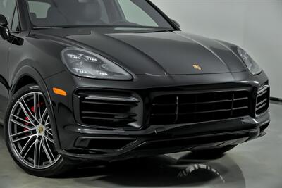2023 Porsche Cayenne GTS   - Photo 3 - Joliet, IL 60435