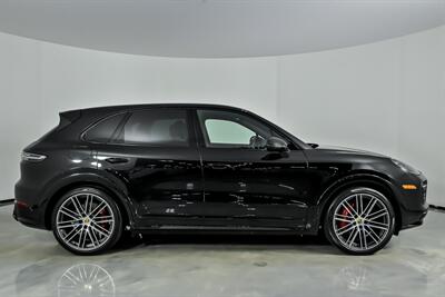 2023 Porsche Cayenne GTS   - Photo 14 - Joliet, IL 60435