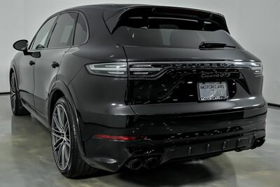 2023 Porsche Cayenne GTS   - Photo 10 - Joliet, IL 60435