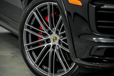 2023 Porsche Cayenne GTS   - Photo 4 - Joliet, IL 60435