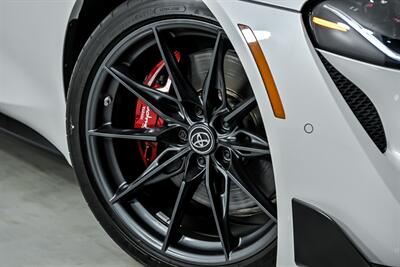 2023 Toyota GR Supra 3.0 Premium   - Photo 4 - Joliet, IL 60435