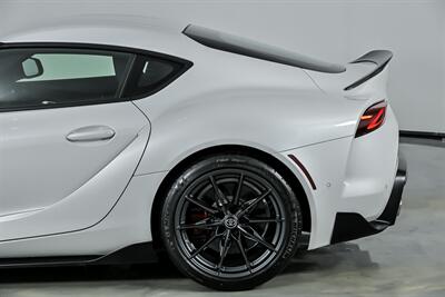 2023 Toyota GR Supra 3.0 Premium   - Photo 9 - Joliet, IL 60435