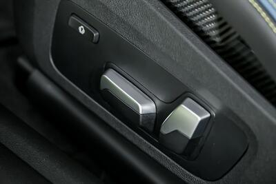 2022 BMW M4 Competition xDrive-CARBON BUCKETS   - Photo 28 - Joliet, IL 60435