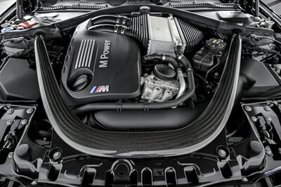 2020 BMW M4 COMPETITION   - Photo 17 - Joliet, IL 60435