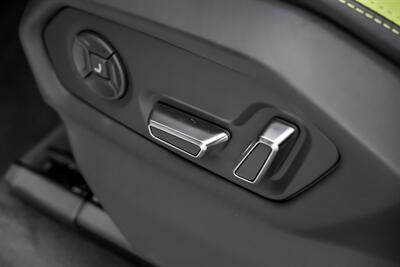 2022 Lamborghini Urus GRAPHITE CAPSULE-HUGE MSRP   - Photo 27 - Joliet, IL 60435