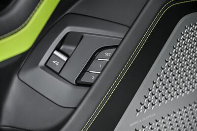 2022 Lamborghini Urus GRAPHITE CAPSULE-HUGE MSRP   - Photo 19 - Joliet, IL 60435