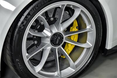 2018 Porsche 911 GT3-PCCB-BUCKETS-RARE MANUAL!   - Photo 16 - Joliet, IL 60435