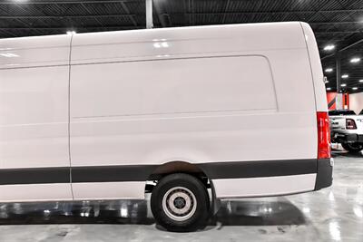 2023 Mercedes-Benz Sprinter 3500   - Photo 9 - Joliet, IL 60435