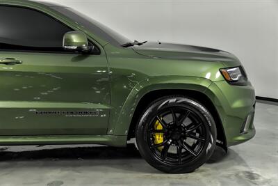 2021 Jeep Grand Cherokee Trackhawk-F8 GREEN-LOWEST MILES WORLDWIDE   - Photo 15 - Joliet, IL 60435