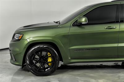 2021 Jeep Grand Cherokee Trackhawk-F8 GREEN-LOWEST MILES WORLDWIDE   - Photo 7 - Joliet, IL 60435