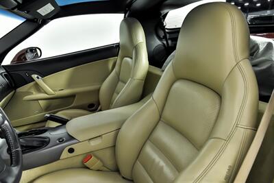 2006 Chevrolet Corvette   - Photo 23 - Joliet, IL 60435