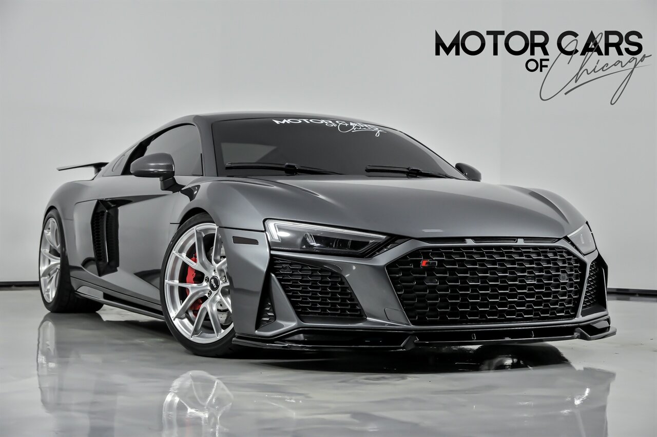 2020 Audi R8 Base's photo