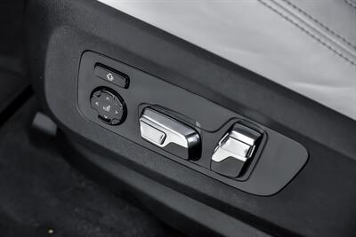 2022 BMW X6 M   - Photo 27 - Joliet, IL 60435