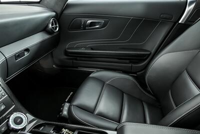 2012 Mercedes-Benz SLS AMG   - Photo 36 - Joliet, IL 60435