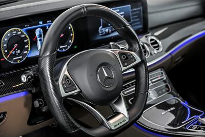 2018 Mercedes-Benz AMG E 63 S   - Photo 26 - Joliet, IL 60435
