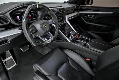 2019 Lamborghini Urus -WRAPPED-EXHAUST-CARBON KIT   - Photo 21 - Joliet, IL 60435