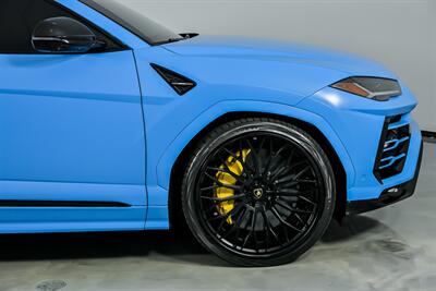 2019 Lamborghini Urus -WRAPPED-EXHAUST-CARBON KIT   - Photo 15 - Joliet, IL 60435