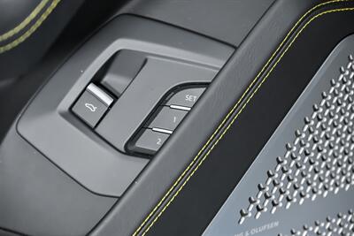 2019 Lamborghini Urus -WRAPPED-EXHAUST-CARBON KIT   - Photo 19 - Joliet, IL 60435