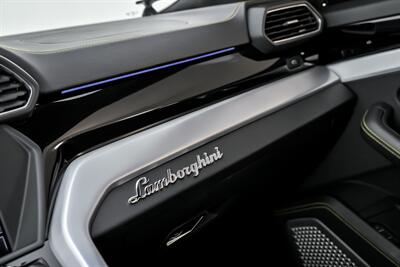 2019 Lamborghini Urus -WRAPPED-EXHAUST-CARBON KIT   - Photo 42 - Joliet, IL 60435
