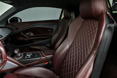 2017 Audi R8 5.2 quattro V10 Plus   - Photo 28 - Joliet, IL 60435