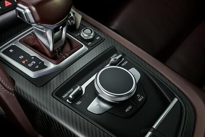 2017 Audi R8 5.2 quattro V10 Plus   - Photo 40 - Joliet, IL 60435