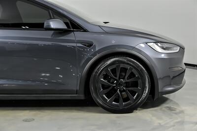 2022 Tesla Model X Plaid   - Photo 14 - Joliet, IL 60435