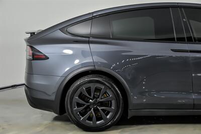 2022 Tesla Model X Plaid   - Photo 12 - Joliet, IL 60435