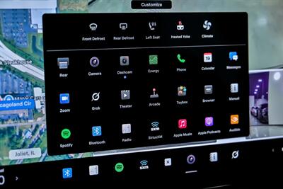 2022 Tesla Model X Plaid   - Photo 29 - Joliet, IL 60435