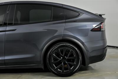 2022 Tesla Model X Plaid   - Photo 8 - Joliet, IL 60435