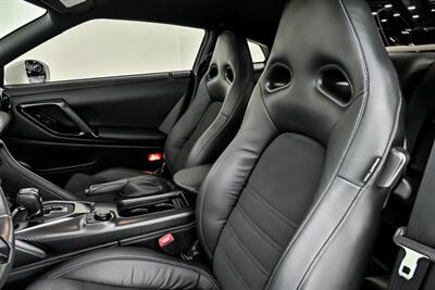 2020 Nissan GT-R Premium   - Photo 23 - Joliet, IL 60435