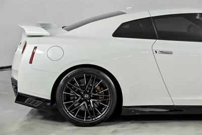 2020 Nissan GT-R Premium   - Photo 13 - Joliet, IL 60435