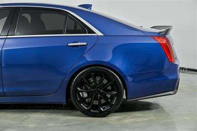 2019 Cadillac CTS -CARBON FIBER PACKAGE   - Photo 9 - Joliet, IL 60435