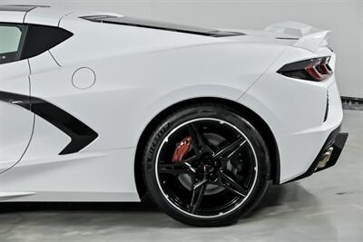 2020 Chevrolet Corvette Stingray 2LT-Z51 PACKAGE   - Photo 9 - Joliet, IL 60435