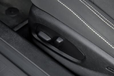 2016 Chevrolet Camaro SS   - Photo 24 - Joliet, IL 60435