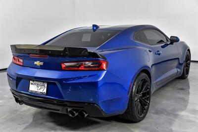 2016 Chevrolet Camaro SS   - Photo 12 - Joliet, IL 60435