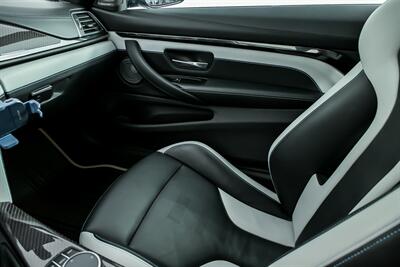 2020 BMW M4 COMPETITION   - Photo 38 - Joliet, IL 60435