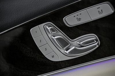 2019 Mercedes-Benz E 300 4MATIC - Photo 18 - Joliet, IL 60435