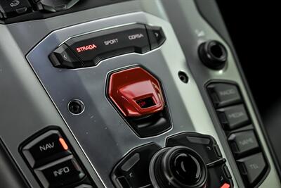 2016 Lamborghini Aventador LP 700-4   - Photo 33 - Joliet, IL 60435