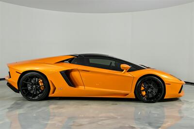 2016 Lamborghini Aventador LP 700-4   - Photo 13 - Joliet, IL 60435