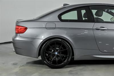 2013 BMW M3 -RARE 6 SPEED MANUAL!   - Photo 13 - Joliet, IL 60435
