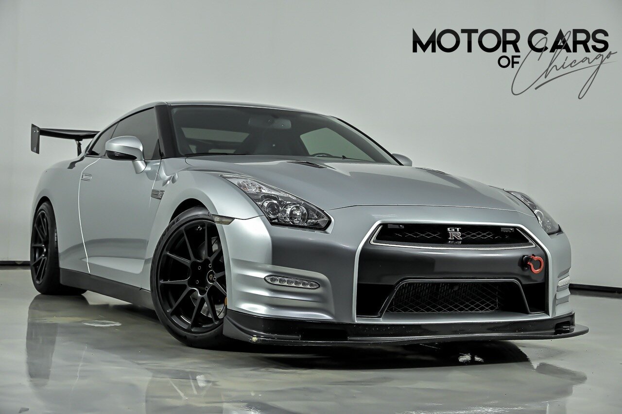 2012 Nissan GT-R GT-R Premium's photo